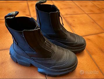 Dr. Martens anfibi