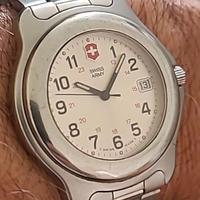 Orologio  Victorinox Swiss Army. Non funzionante 