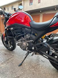 Ducati Monster 937 Plus+