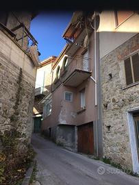 Casa con garage San Mango Cilento