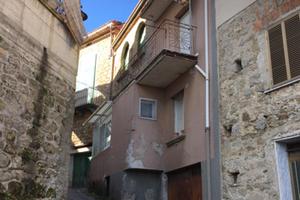 Casa con garage San Mango Cilento