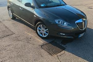 Lancia Delta 1.4 T-Jet 150 CV Argento