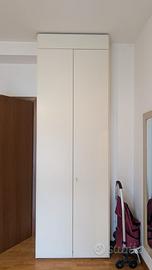 Armadio per vestiti