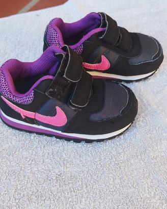 Scarpe Nike bambina n. 21