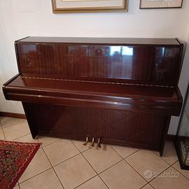Pianoforte verticale marca Kawai anni '70