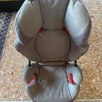 Seggiolino per auto
