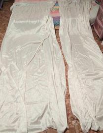 coppia di tende avorio separate