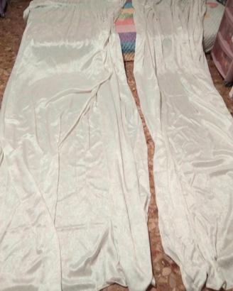 coppia di tende avorio separate