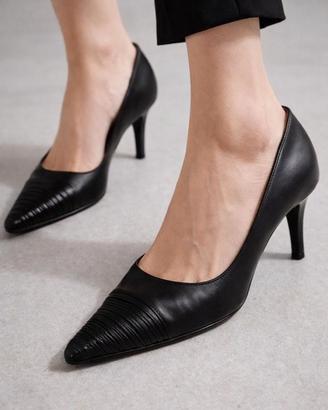 Décolleté in vera pelle nera n. 39