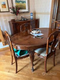 Sala da pranzo Biedermeier piuma di mogano