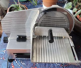 Affettatrice Affettatrice Mec lame mod. Family 220