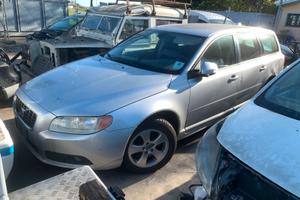 Ricambi usati Volvo V70 2007 2.4 D5244T 136 KW
