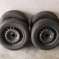 Gomme invernali 185 65 R15 88T con cerchi