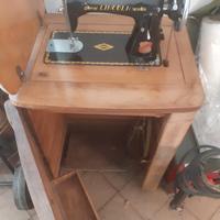 Antica macchina da cucire Lincon 9a pedale