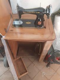 Antica macchina da cucire Lincon 9a pedale