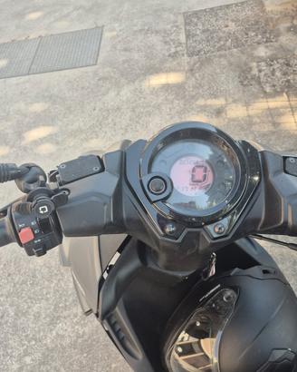 Scooter Yamaha Aerox 50r 4T