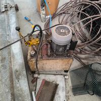 CENTRALINA OLEODINAMICA 