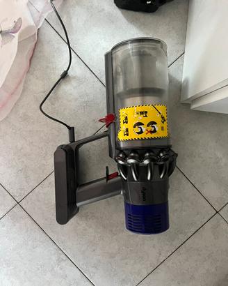 Aspirapolvere Dyson usata funzionante e per ricamb