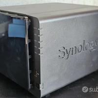 NAS 4 bay Synology DS416 play