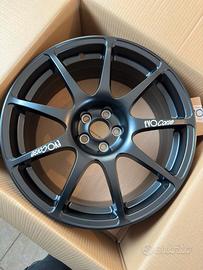 Cerchi in lega EVOCorse Excalibur 9x18 Impreza STI