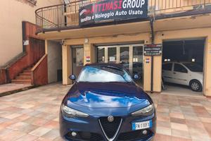 Alfa Romeo Giulia 2.2d 180 CV Manuale