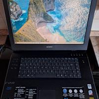 sony vaio 17 pollici Win 10
