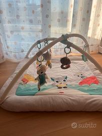 Palestrina neonato Tiny Love con cuscino