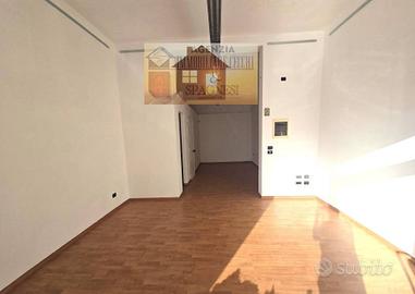 Immobile di 45 m² a Signa