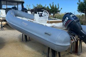 Gommone marine  560