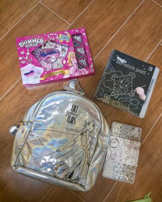 Zainetto Frozen II + Set creazione braccialetti. N