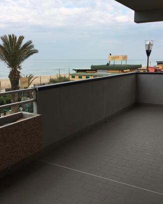 Incantevole Fronte Mare a Silvi Marina: