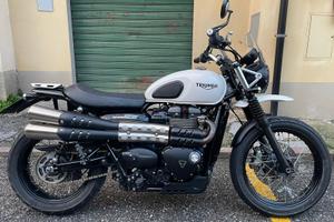 Triumph street scrambler