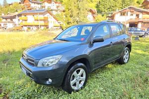 Toyota RAV 4 RAV4 2.2 D-4D 136 CV Luxury
