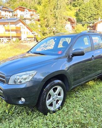 Toyota RAV 4 RAV4 2.2 D-4D 136 CV Luxury