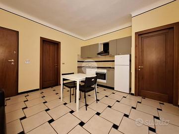 2 LOCALI A LA SPEZIA