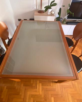 Tavolo e sedie calligaris