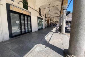 Locale commerciale nel cuore del centro storico