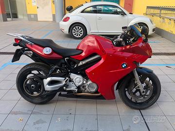 BMW F 800 (carenata racing)