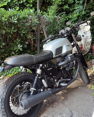 Moto guzzi v7