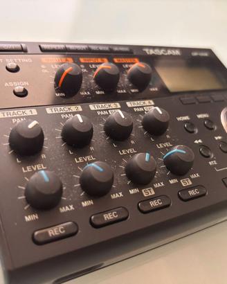 Tascam DP-006 Registratore Digitale Multitraccia
