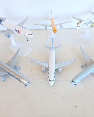 Modellini Aerei MD 11 e Boeing