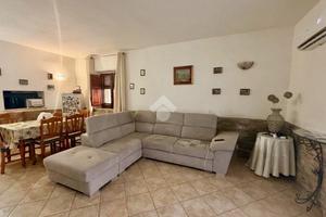 4 LOCALI A PALERMO