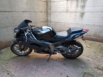 moto Aprilia SR 125