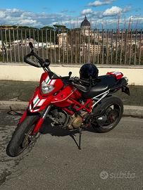 Ducati Hypermotard 1100