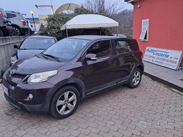 TOYOTA Urban Cruiser 1.4 Td 4x4