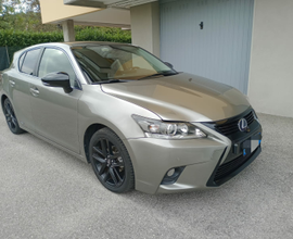 Lexus CT 200H Black Style