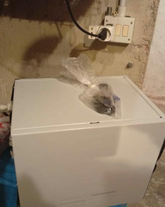 Depuratore e gasatore di acqua
