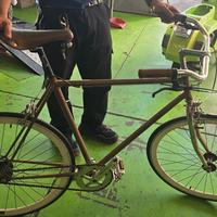 bicicletta cafe-racer