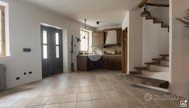 CASA SEMINDIPENDENTE A GROTTAMMARE