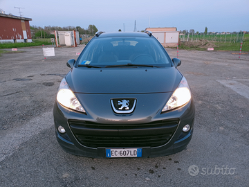 Auto Peugeot 207SW